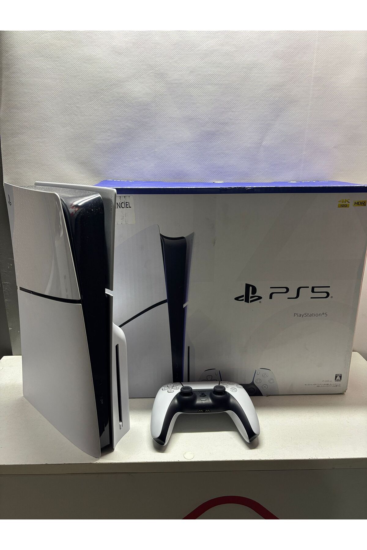 Sony ps5 slim cd li kollu teşhir